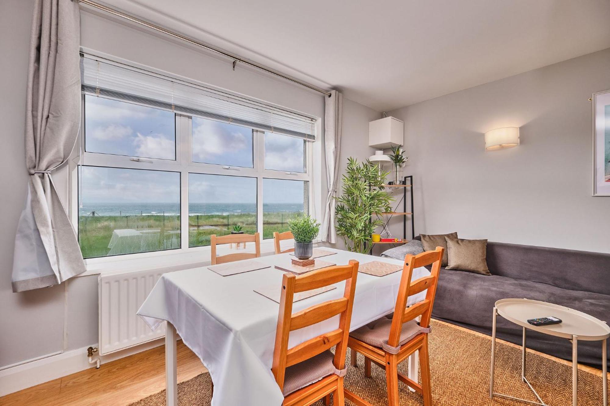6 Dunluce Park - Portrush By The Sea Appartement Buitenkant foto