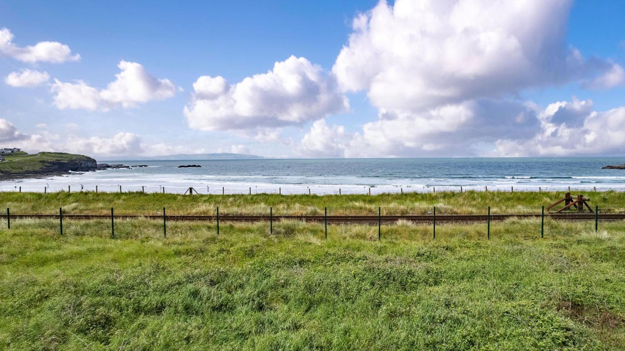 6 Dunluce Park - Portrush By The Sea Appartement Buitenkant foto
